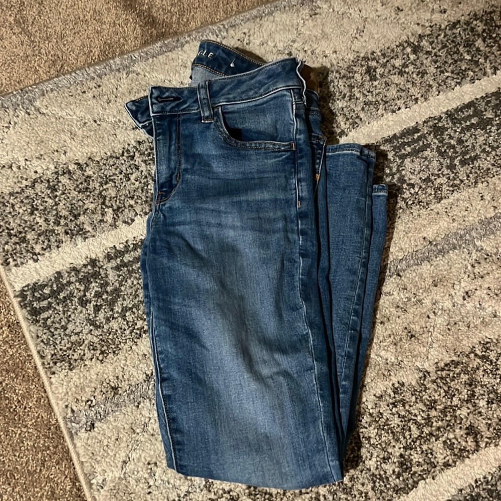 American eagle jeans 6S